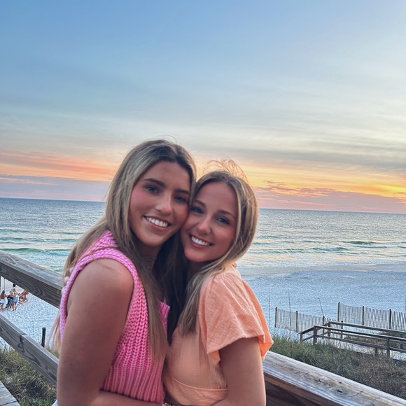 Profile Picture of Ava blake Dye (@avablakedye67) on Poshmark