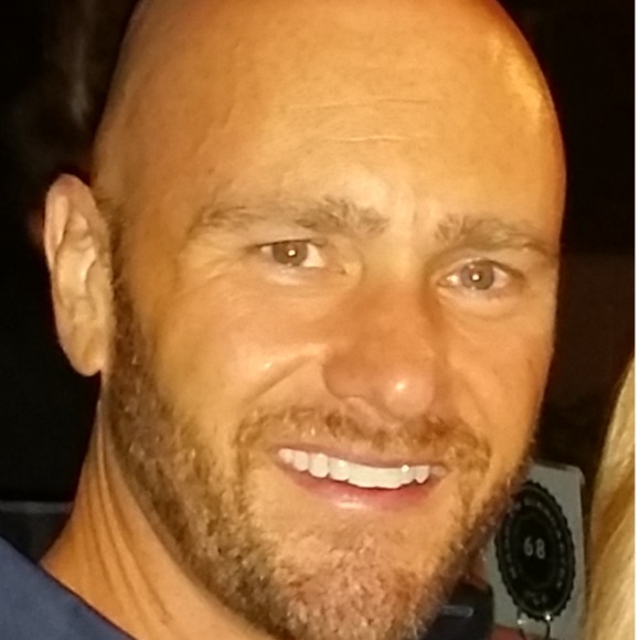 Profile Picture of Matt Mckee (@mmckee2020) on Poshmark
