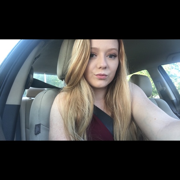 Profile Picture of Brianna Frater (@briannafrater) on Poshmark