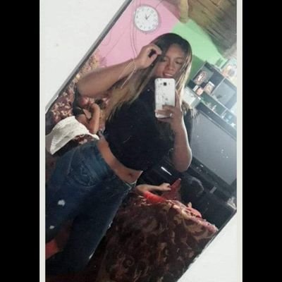 Profile Picture of Ivon Sanchez (@IvonSanchez) on Twitter