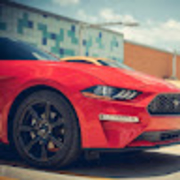 Profile Picture of Shepard Daniel (@shepard097) on Poshmark