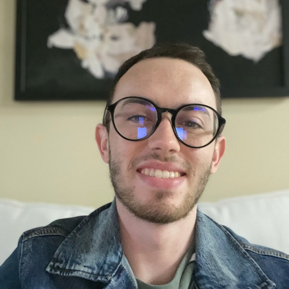 Profile Picture of Bryce Towler (@towlermb) on Poshmark