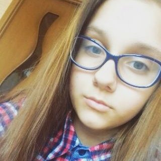 Profile Picture of Ангелина (@makarenkova_ro) on Twitter