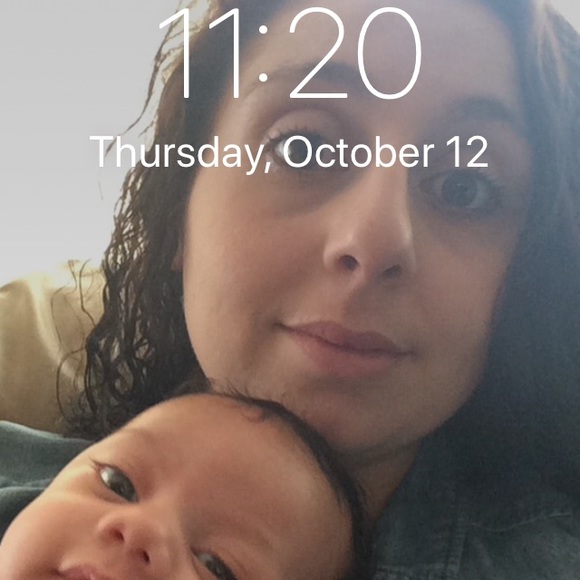 Profile Picture of Haley Evans (@diddleee) on Poshmark