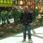 robert sireteanu - Instagram Profile Picture of robert sireteanu (@roberto_roberto_73) on Instagram