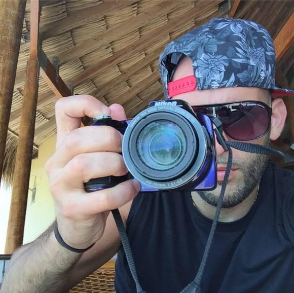 Profile Picture of Michael Valente (@chillagemcrew) on Poshmark