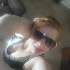 Profile Picture of aprileweaver (@aprileweaver) on Tiktok