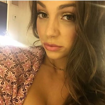 Profile Picture of Stella Ronald (@RonaldCoates7) on Twitter