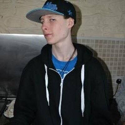 Profile Picture of Luke Henshaw (@lukehenshaw1) on Twitter