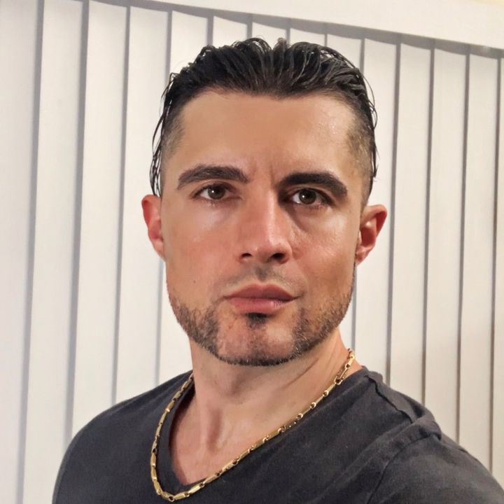 Profile Picture of David Roman (@david_roman_art) on Tiktok