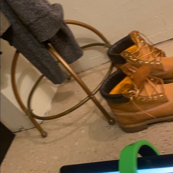 Profile Picture of Rozay Redbeam (@rozayredbeam) on Poshmark