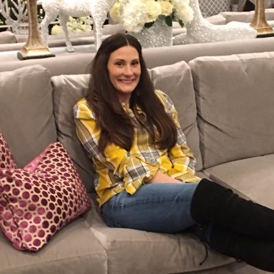 Profile Picture of Amanda A. Abraham (@amandaaabraham) on Twitter