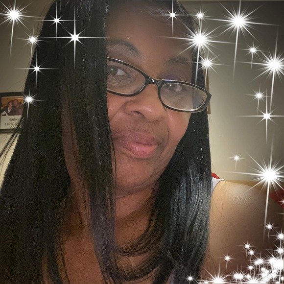 Ernestine Flowers - Poshmark Profile Picture of Ernestine Flowers (@babyflowers13) on Poshmark