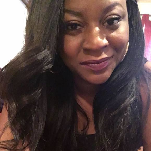 Profile Picture of Teanna Pernell (@qtea) on Poshmark