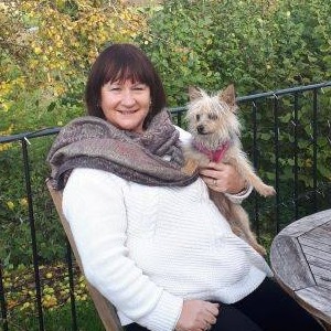 Profile Picture of Julie Butterfield (@juliebutterfieldauthor) on Facebook