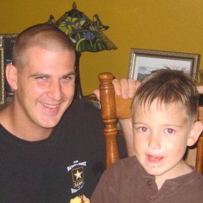Profile Picture of Michael Bertucci (@ieatwhenihungry) on Twitter