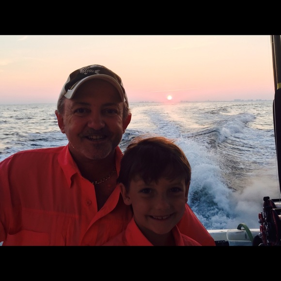 Profile Picture of Dawn Larsen (@dmlarsen) on Poshmark