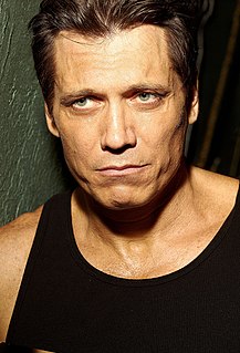 Profile Picture of Holt McCallanyon Wikipedia