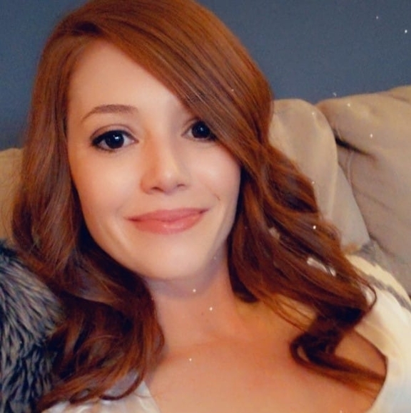 Profile Picture of Kirstin Schmelig (@kirstinmarissa) on Poshmark