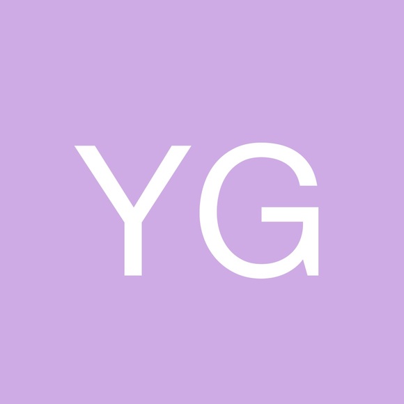 Profile Picture of Yolanda Graham (@yjgden) on Poshmark