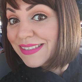 Profile Picture of Anna Campos-Gonzalez (@ivadais) on Pinterest