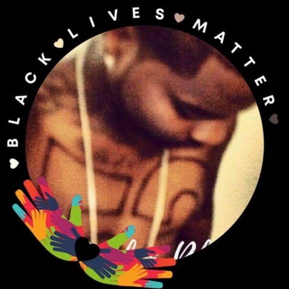 Profile Picture of Robert Henderson (@ripryan2007) on Poshmark