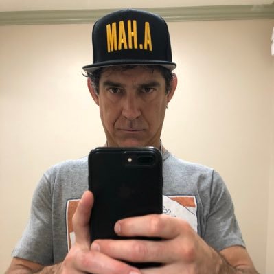 Profile Picture of Mark Hart (@MarkHar13514700) on Twitter