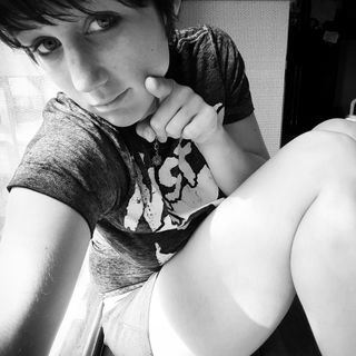 Profile Picture of Leah Callahan (@sparkinthedarkx) on Twitter