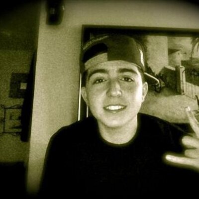 Profile Picture of Thomas Zavala (@dizzyontheblock) on Twitter