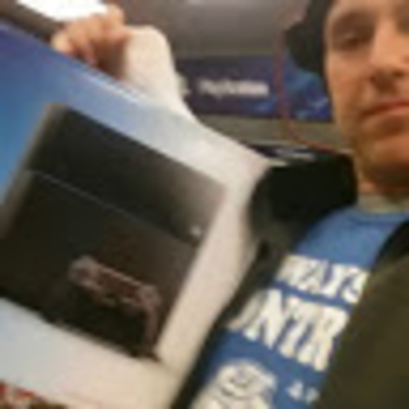 Profile Picture of Angelo Ramos (@ps3stone25) on Poshmark