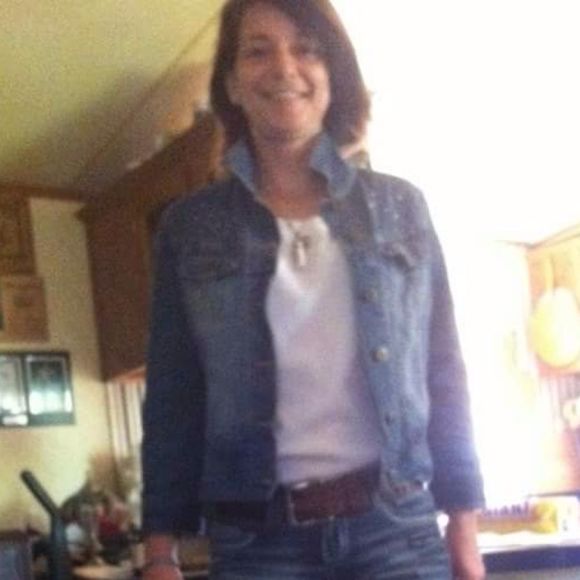 Profile Picture of Sylina Taskey (@sylina1974) on Poshmark