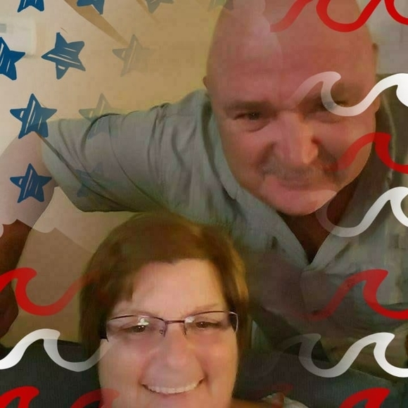 Profile Picture of Charlene Swire (@cswire) on Poshmark