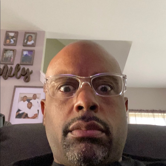Profile Picture of Keith Estep (@keithestep) on Poshmark
