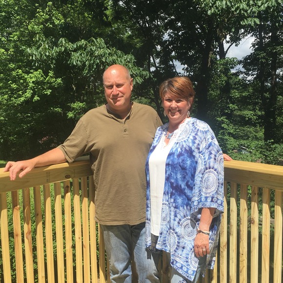 Profile Picture of Joann Burns (@joannburns) on Poshmark