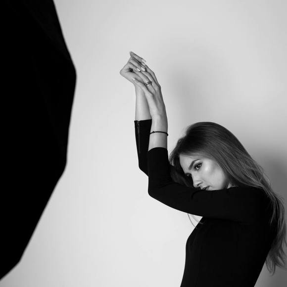 Profile Picture of Magdalena Popescu (@lminda81) on Poshmark