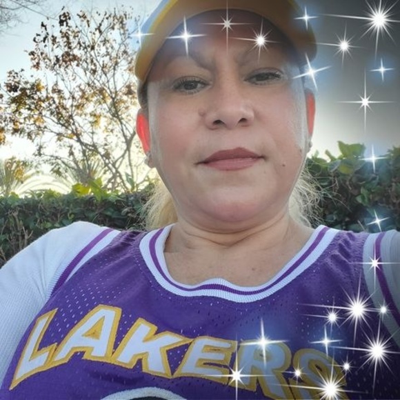 Profile Picture of Felicitas Sanchez (@felysanchez2019) on Poshmark