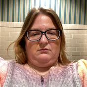 Profile Picture of Rebecca Manning (@SweetKat88) on Youtube