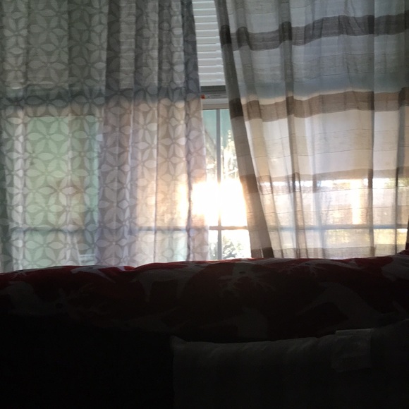 Crystal Zinati - Poshmark Profile Picture of Crystal Zinati (@czinati) on Poshmark