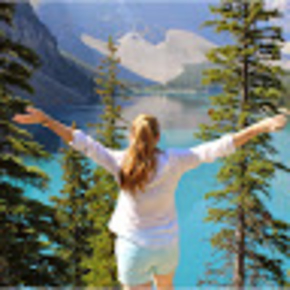 Profile Picture of Kate Barnell (@katecbarnell) on Poshmark