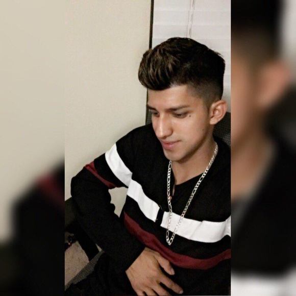Profile Picture of Louis angel Romero (@lu152019) on Poshmark