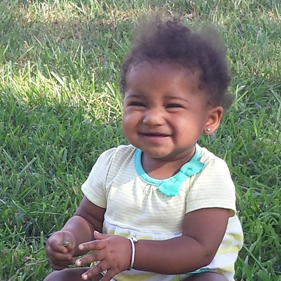 Profile Picture of Akira Grenardo (@akirag) on Poshmark