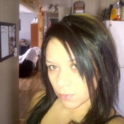 Profile Picture of Amanda Brunette (@@Pocahontaas03) on Twitter