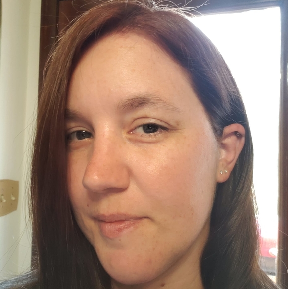 Profile Picture of Shelly Wilson (@shortduck83) on Poshmark