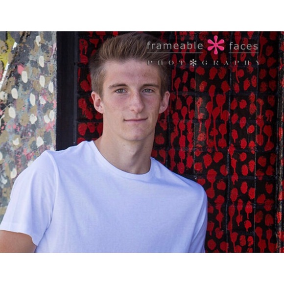 Profile Picture of Jeremy Balzer (@jeremy_balzer) on Poshmark