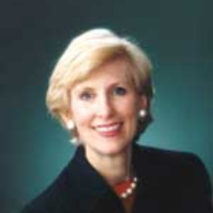 Profile Picture of Lucy McRae (@LucyM_REALTOR) on Twitter