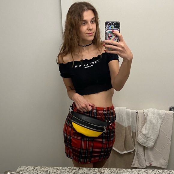 Profile Picture of Luba S (@lubasolodkova) on Poshmark