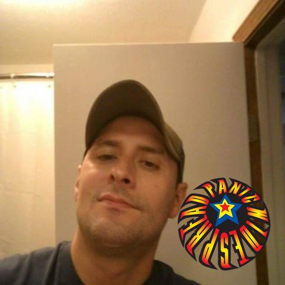 Profile Picture of Matt Brewer (@ombrewer77) on Poshmark