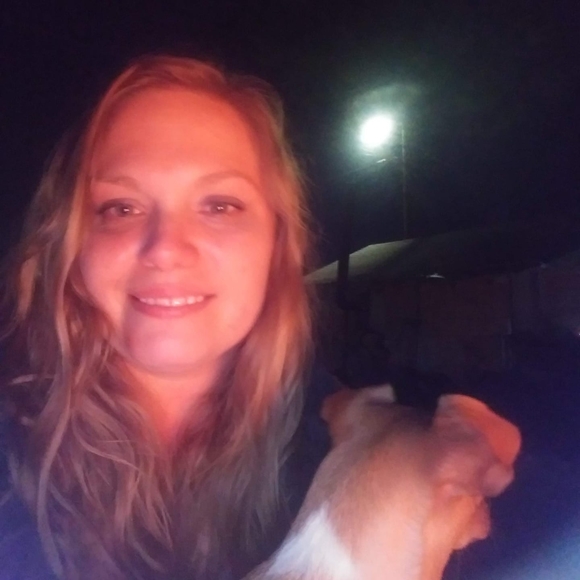 Profile Picture of Lisa Hamburg (@lisa_hamburg) on Poshmark