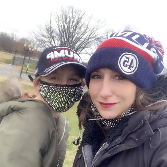 Profile Picture of Faith Wollack (@wollackfay) on Poshmark