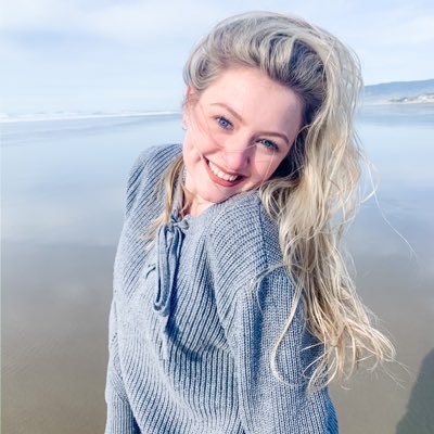 Profile Picture of Olivia Baker (@oliviabaker1212) on Twitter